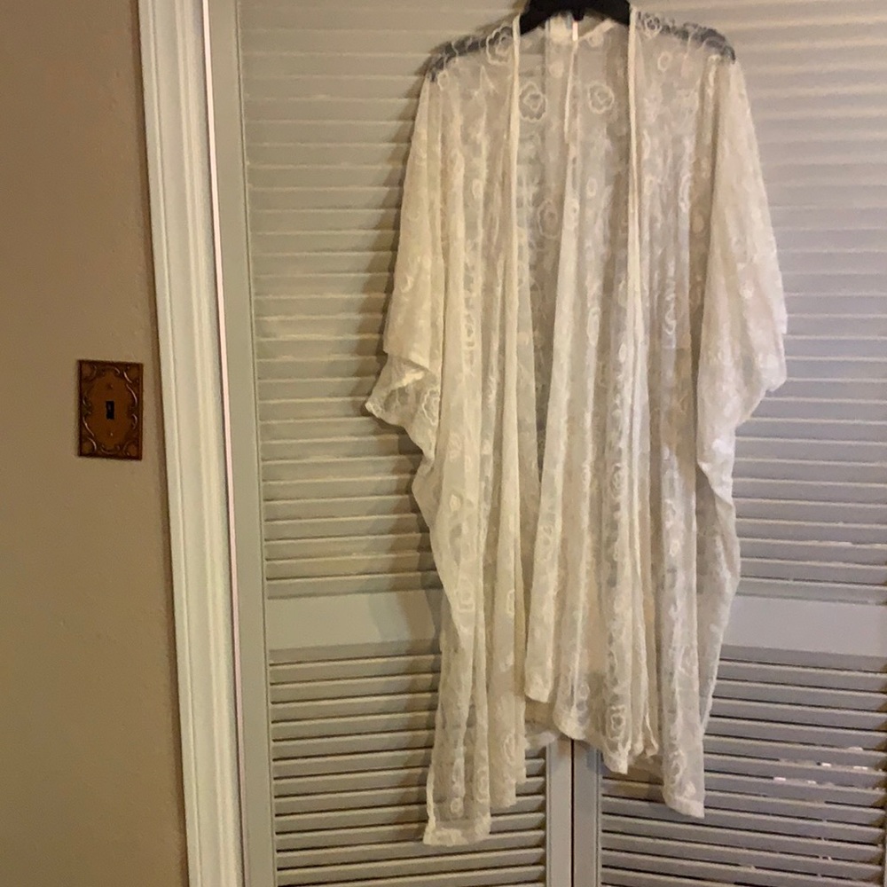 White lace cardigan